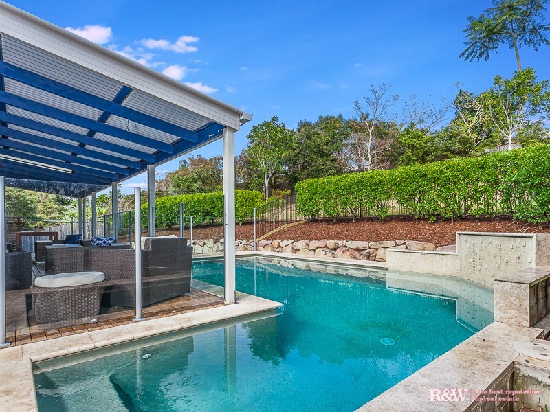 10 midson Street, Petrie QLD 4502