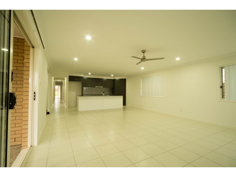 12 Dalray Street, Kallangur QLD 4503