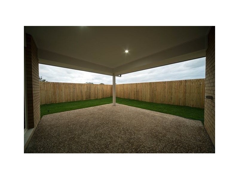 12 Dalray Street, Kallangur QLD 4503