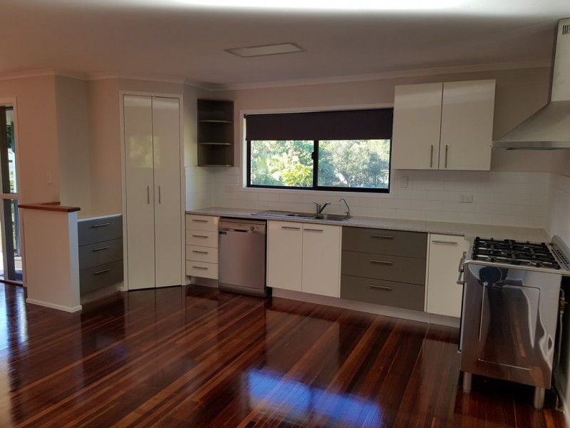 24 Alawara Street, Petrie QLD 4502