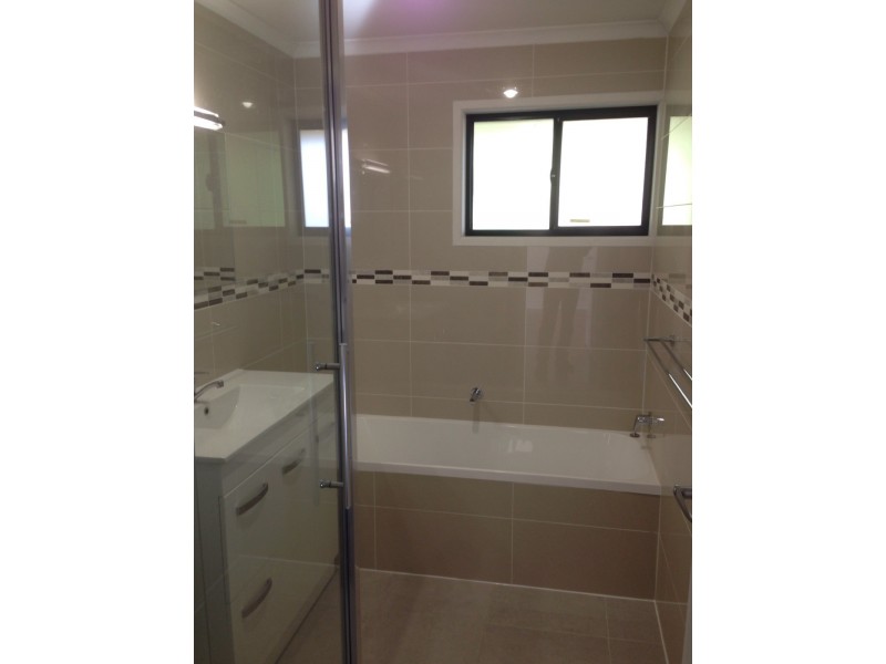 24 Alawara Street, Petrie QLD 4502