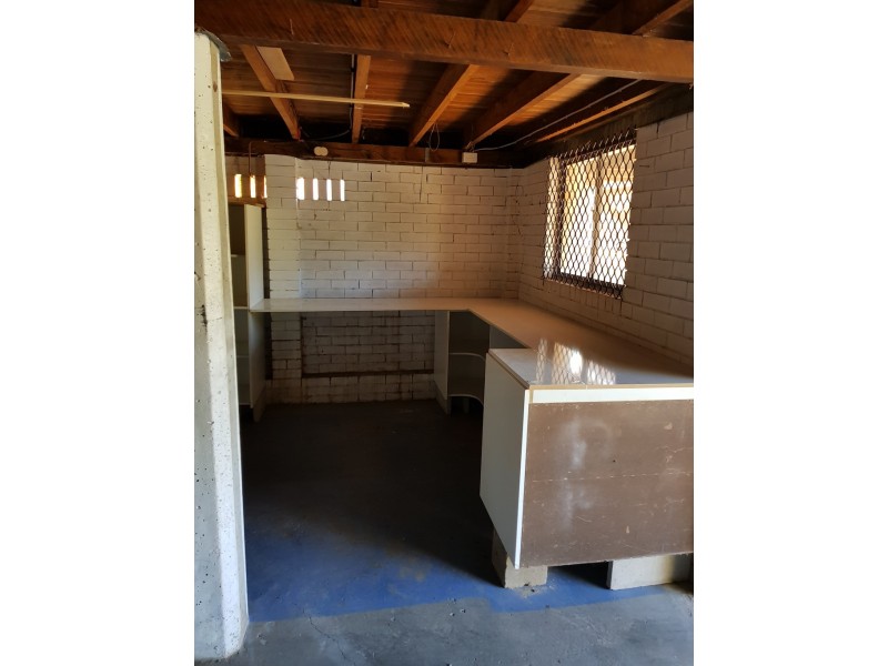 24 Alawara Street, Petrie QLD 4502