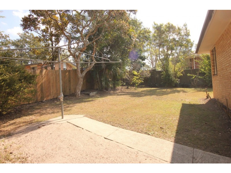 24 Alawara Street, Petrie QLD 4502