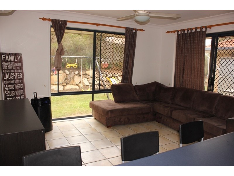 6 Terracotta, Griffin QLD 4503