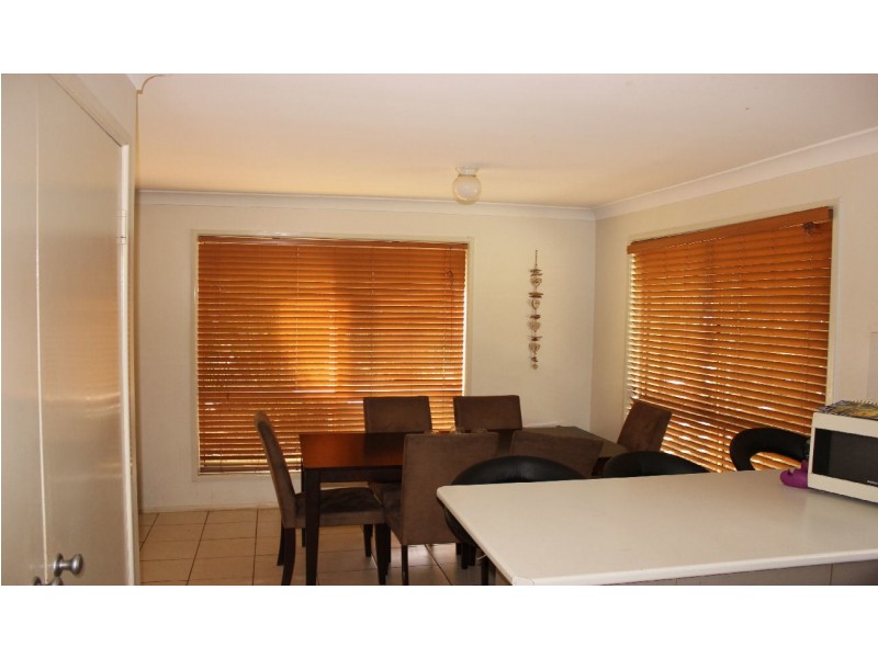 7 Pandanus Court, Kallangur QLD 4503