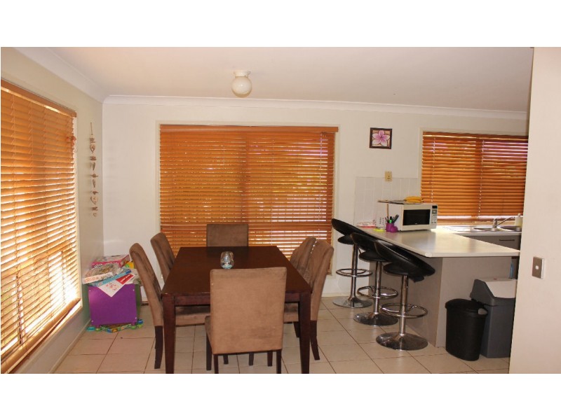 7 Pandanus Court, Kallangur QLD 4503