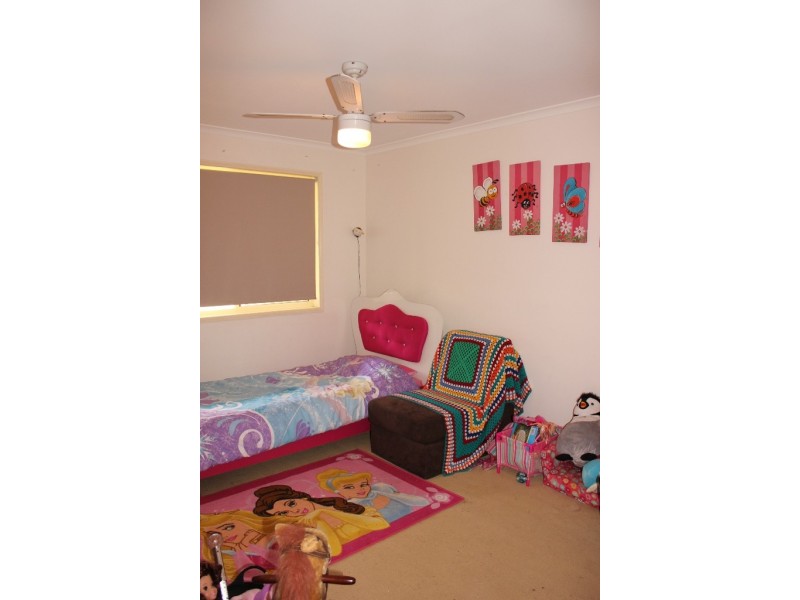 5 Roper, Kallangur QLD 4503
