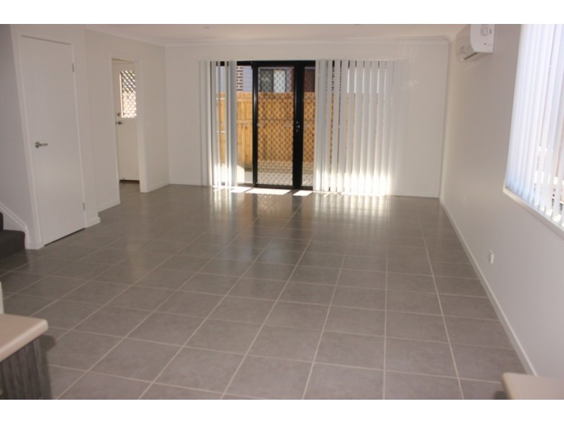 6/15 Ashley court, Kallangur QLD 4503