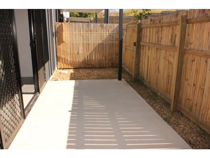 6/15 Ashley court, Kallangur QLD 4503