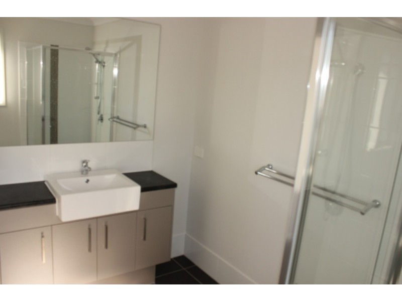 6/15 Ashley court, Kallangur QLD 4503