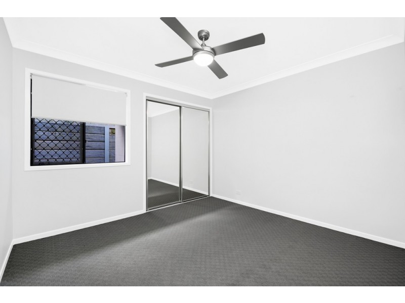 2/3 Ostria Crt, Griffin QLD 4503