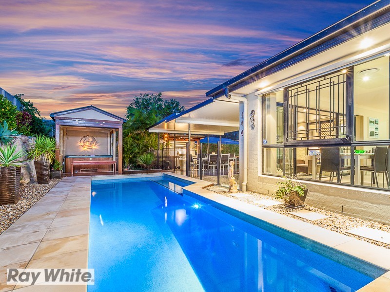 6 Lilly Crescent, Kallangur QLD 4503