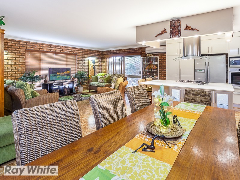 7 Arrakune Crescent, Kallangur QLD 4503