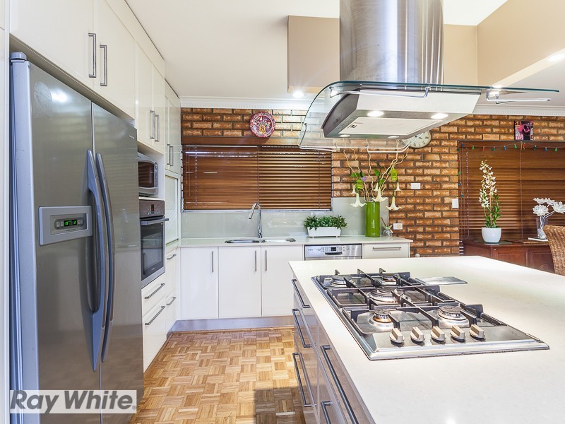 7 Arrakune Crescent, Kallangur QLD 4503