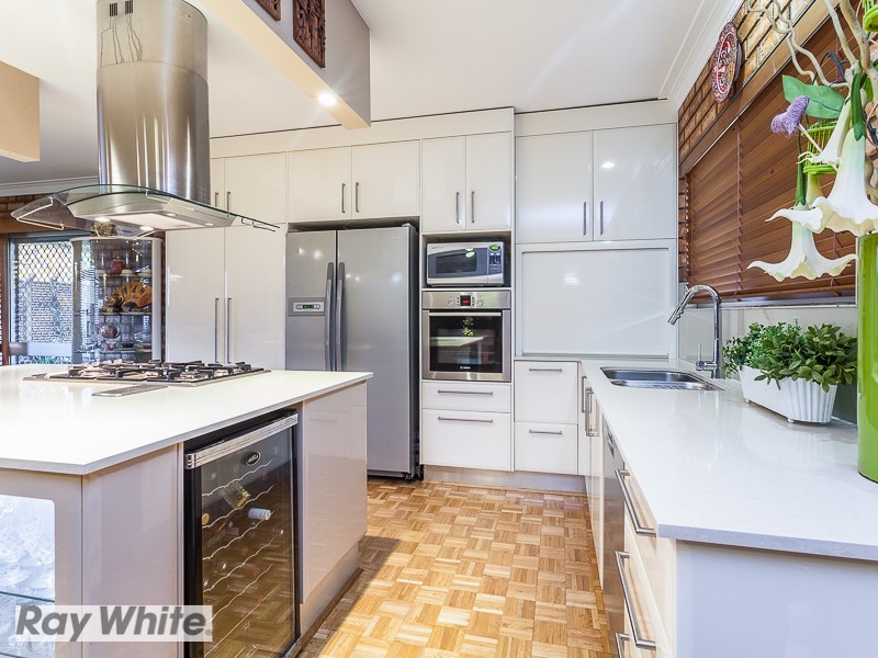 7 Arrakune Crescent, Kallangur QLD 4503