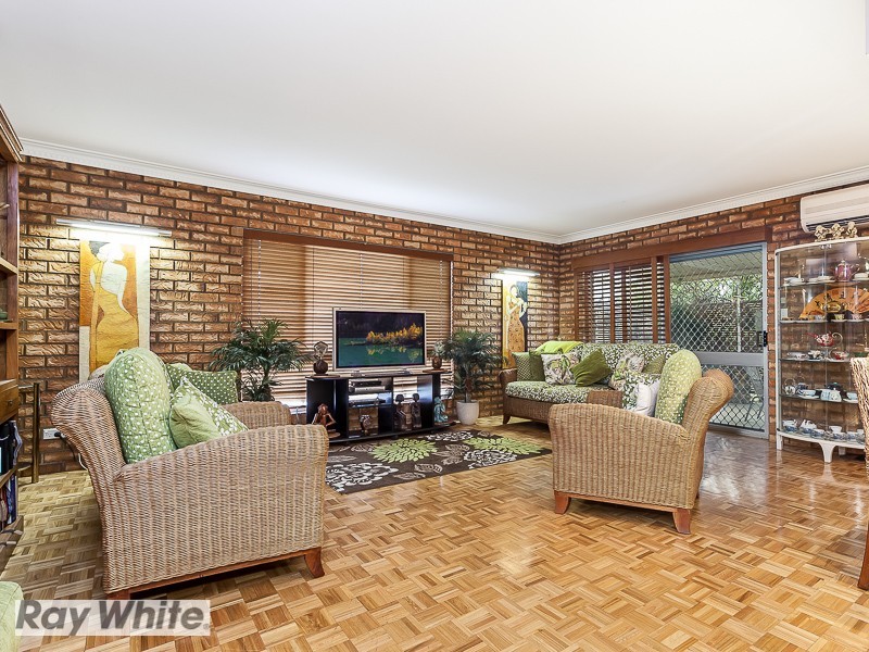 7 Arrakune Crescent, Kallangur QLD 4503