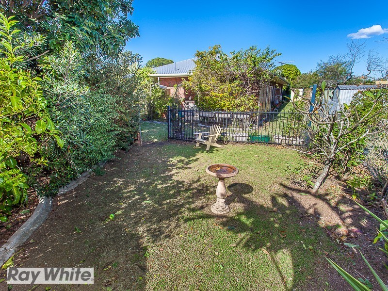 7 Arrakune Crescent, Kallangur QLD 4503