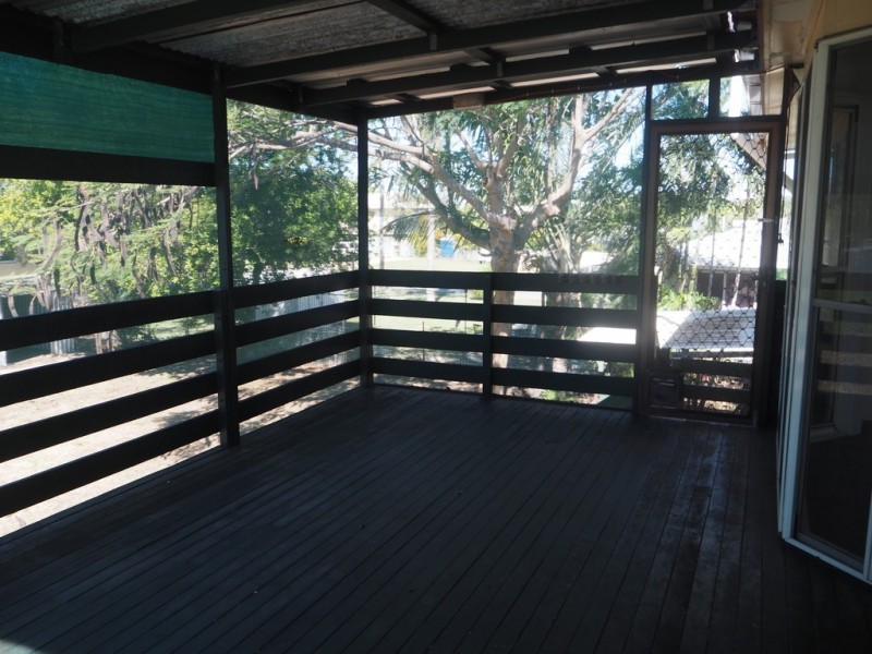 75 Beardmore Cres, Dysart QLD 4745