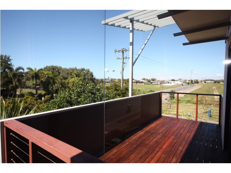 43 Hicks Road, Glenella QLD 4740