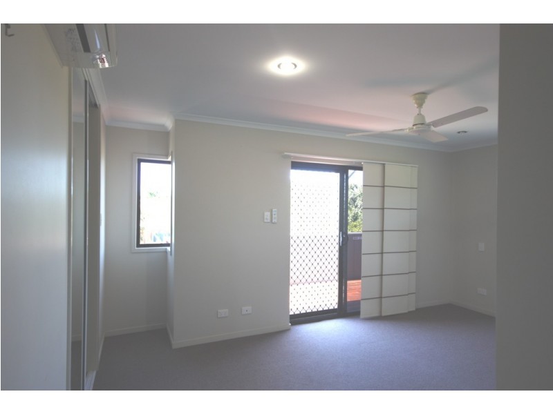 43 Hicks Road, Glenella QLD 4740