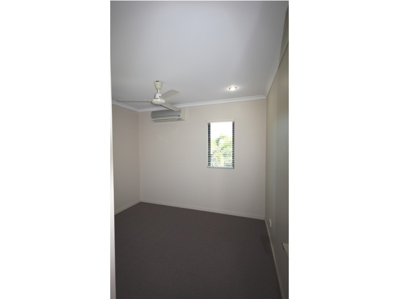 43 Hicks Road, Glenella QLD 4740