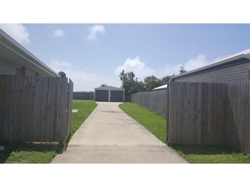 9 Lyam Place, Eimeo QLD 4740