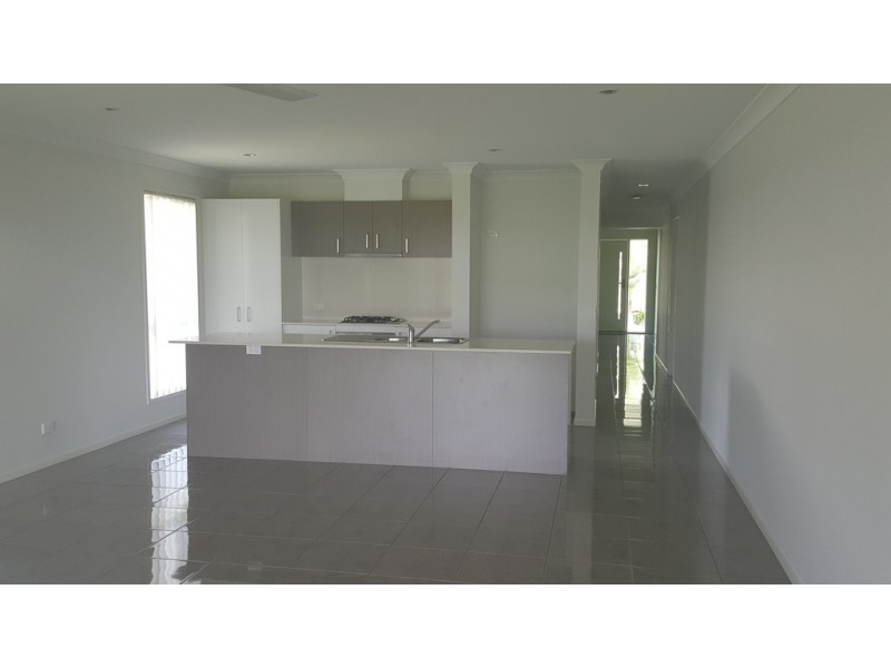9 Lyam Place, Eimeo QLD 4740
