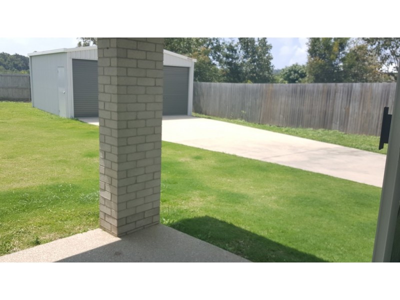 9 Lyam Place, Eimeo QLD 4740