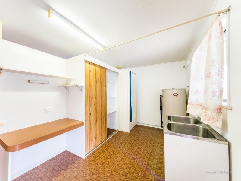 2 Bath Avenue, Ooralea QLD 4740