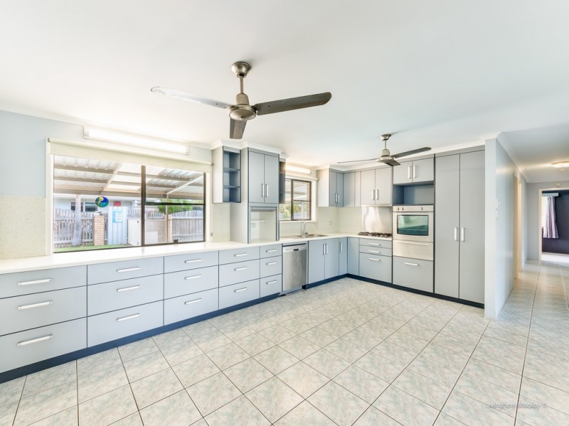 2 Bath Avenue, Ooralea QLD 4740