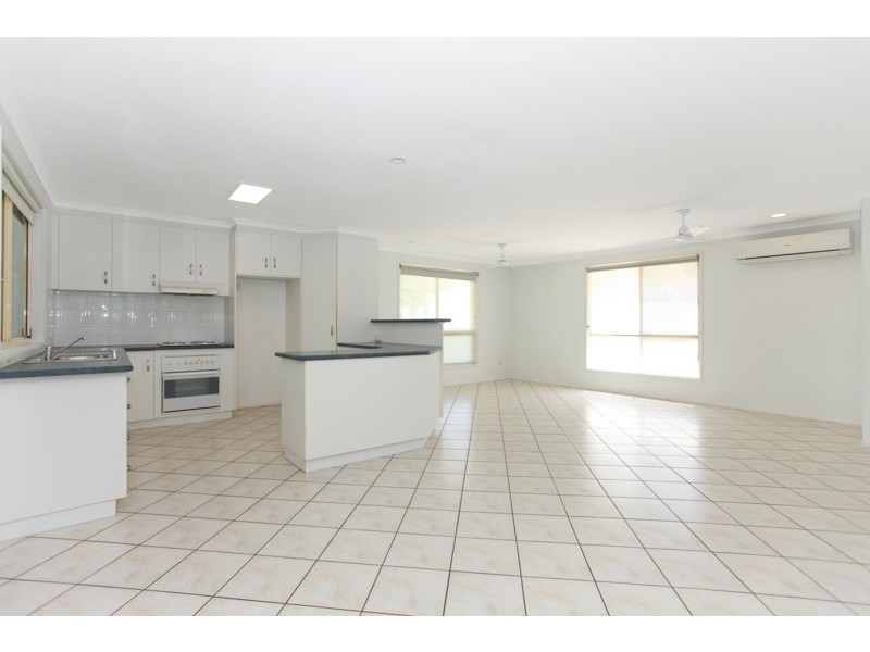 32 Langer Drive, Eimeo QLD 4740