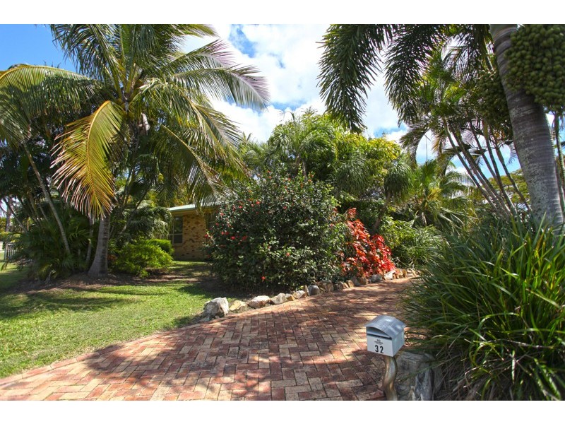 32 Langer Drive, Eimeo QLD 4740