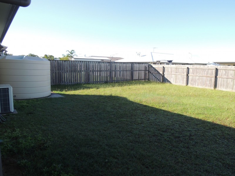 23 Galleon Cir, Bucasia QLD 4750