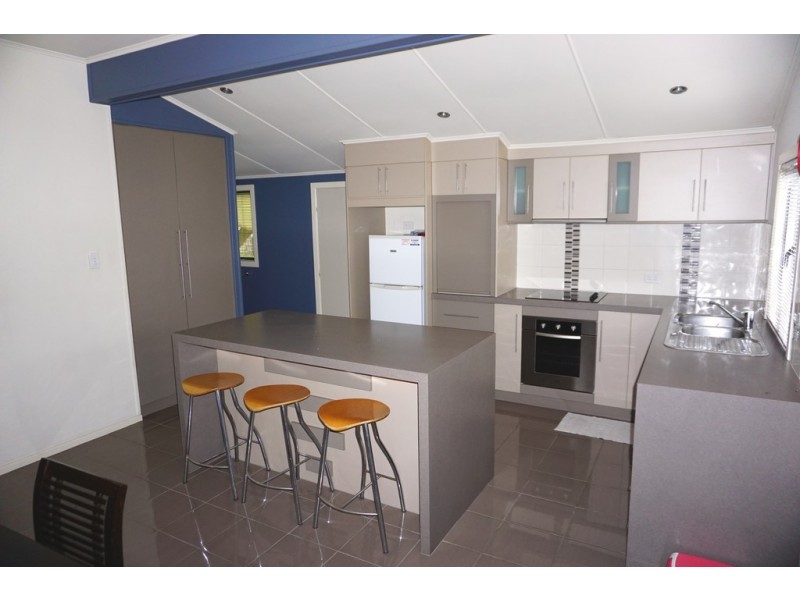 111 Nebo Road, West Mackay QLD 4740