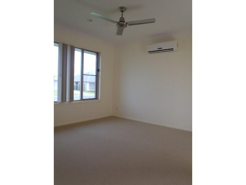 12 Galleon Circuit, Bucasia QLD 4750