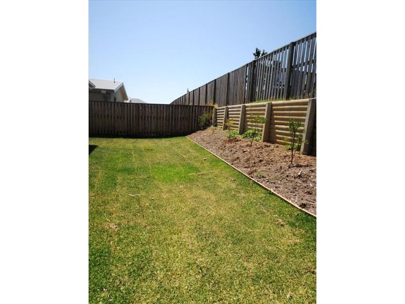 12 Cable Court, Blacks Beach QLD 4740