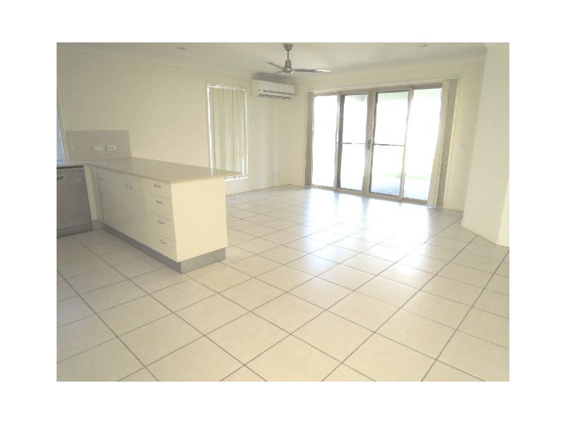 12 Cable Court, Blacks Beach QLD 4740