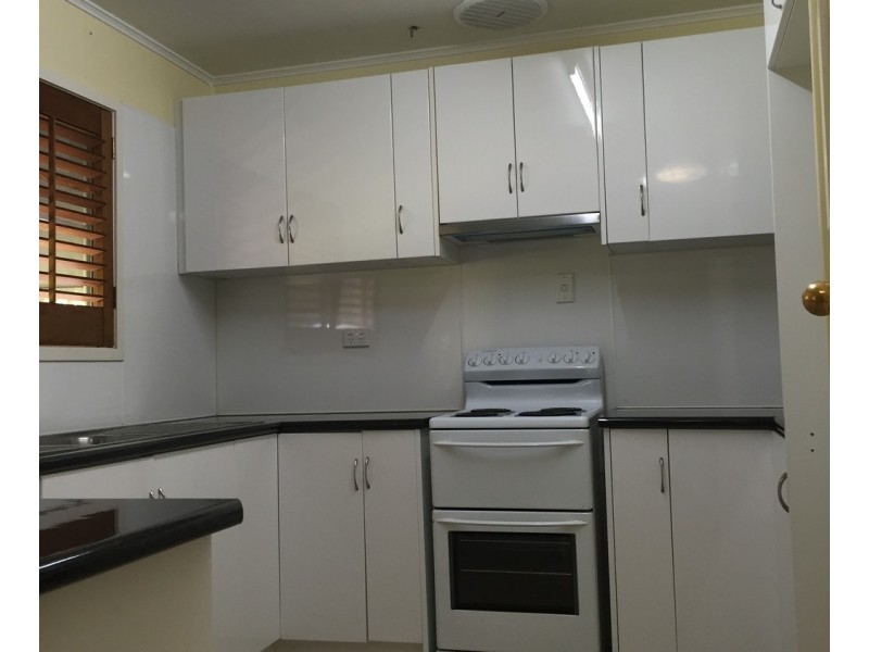 5 Renier Crescent, Moranbah QLD 4744