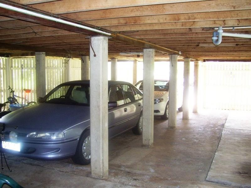 29 Kennedy Drive, Moranbah QLD 4744