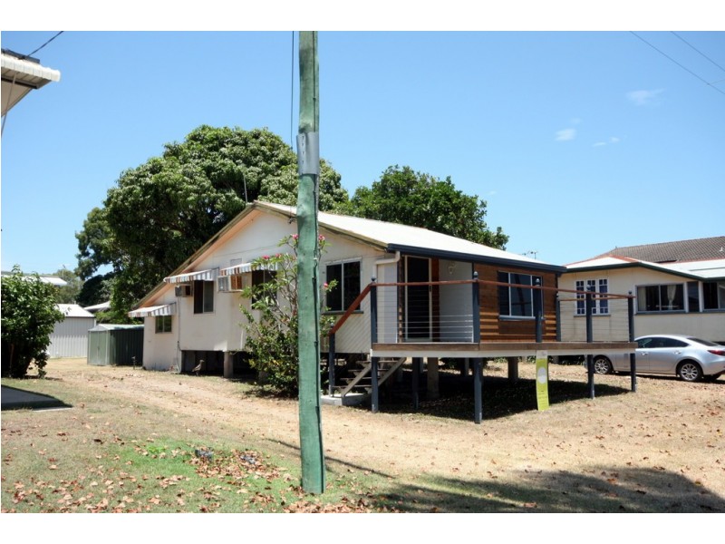 16 Poinciana Avenue, Seaforth QLD 4741