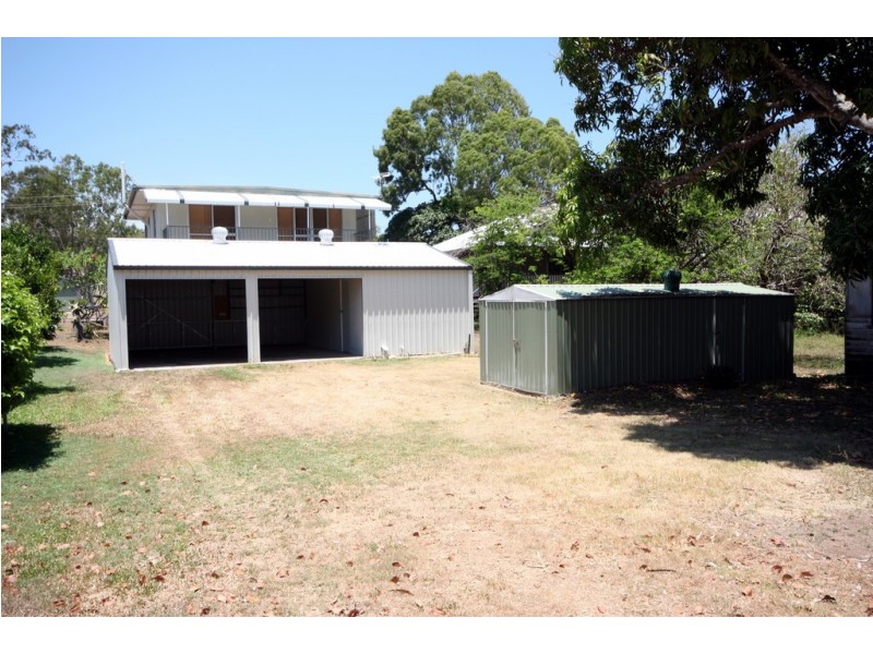 16 Poinciana Avenue, Seaforth QLD 4741