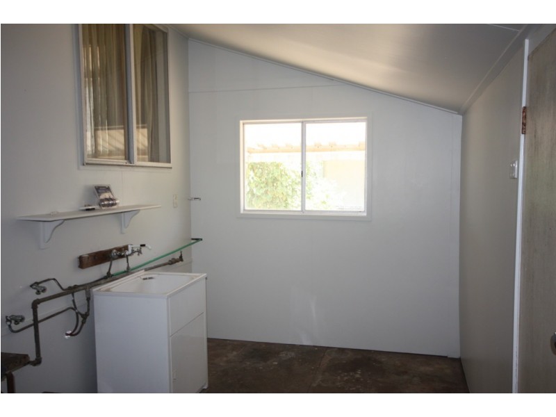 16 Poinciana Avenue, Seaforth QLD 4741