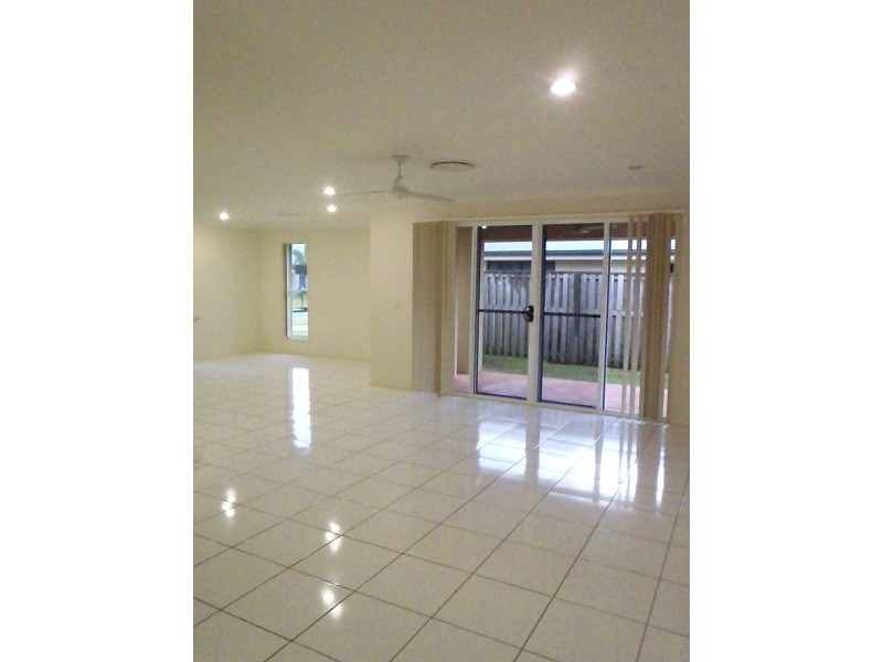 1/2 Duranbah Circuit, Blacks Beach QLD 4740