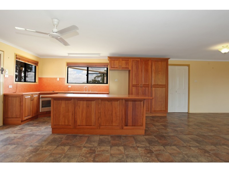 387 Rocky Waterholes Wollingford Road, Marian QLD 4753
