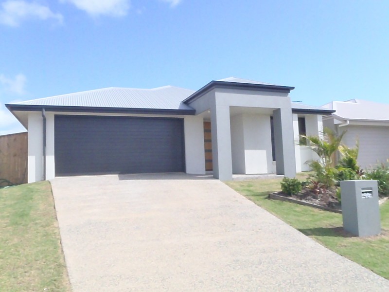 48 Newport, Blacks Beach QLD 4740