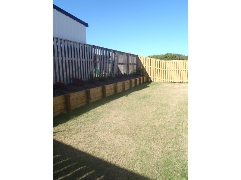 48 Newport, Blacks Beach QLD 4740