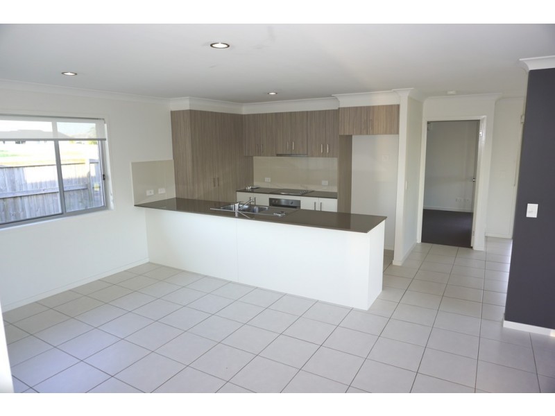 1 Wisteria Ave, Bakers Creek QLD 4740