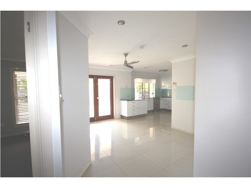 9 Pipeline Drive, Blacks Beach QLD 4740