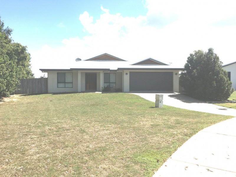 33 Duranbah Circuit, Blacks Beach QLD 4740