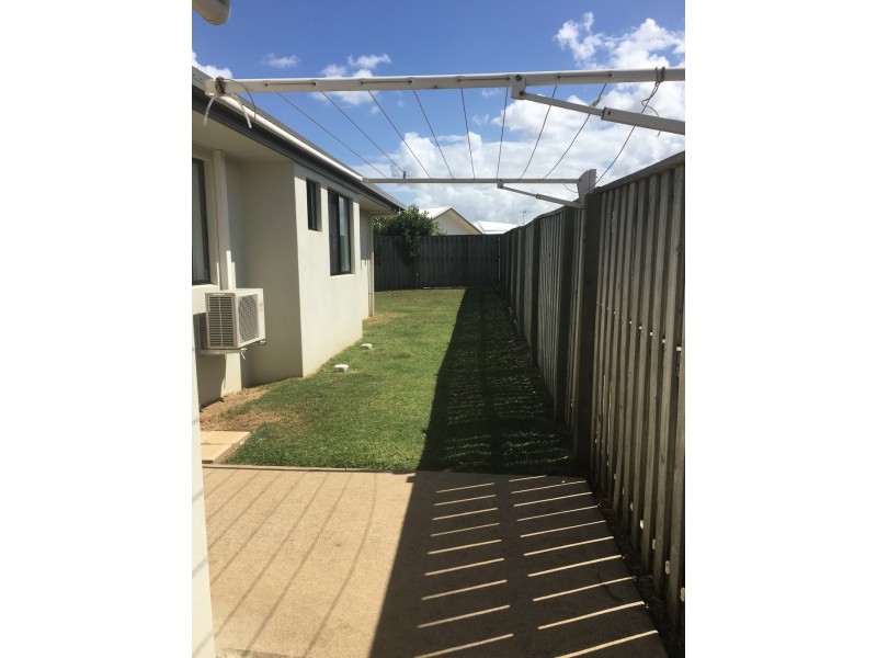 33 Duranbah Circuit, Blacks Beach QLD 4740